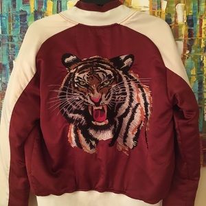 Urban Outfitters Embroidered Tiger Jacket Sz Med